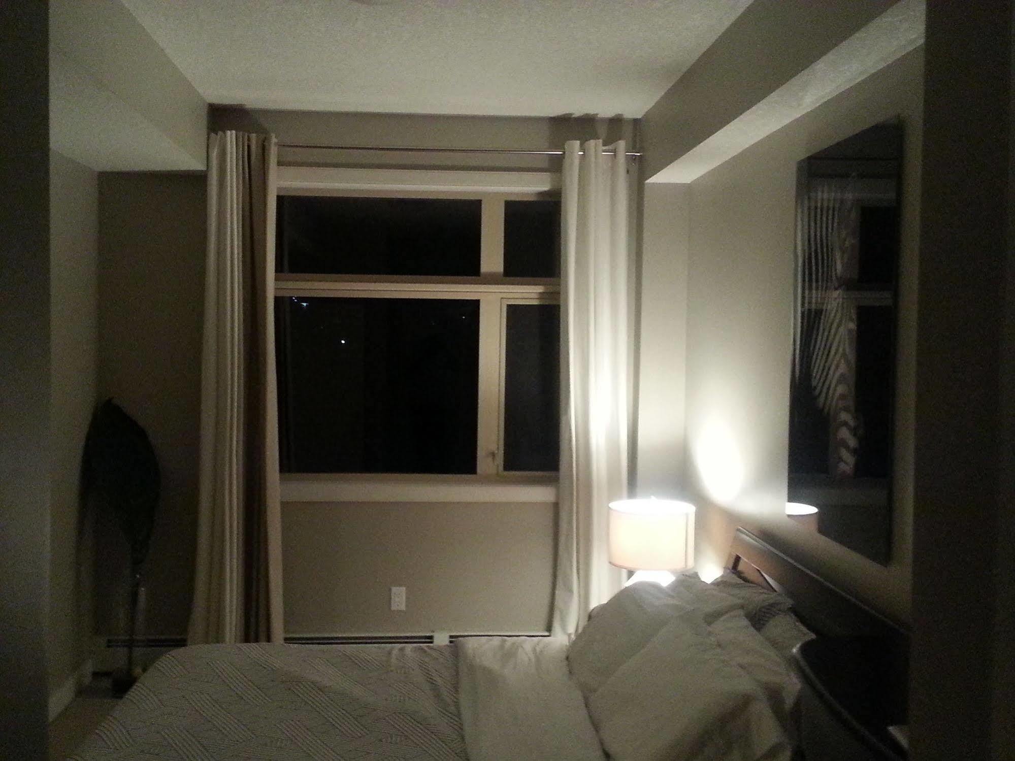 Pinnacle Inn & Suites Aspen YYC Eksteriør billede
